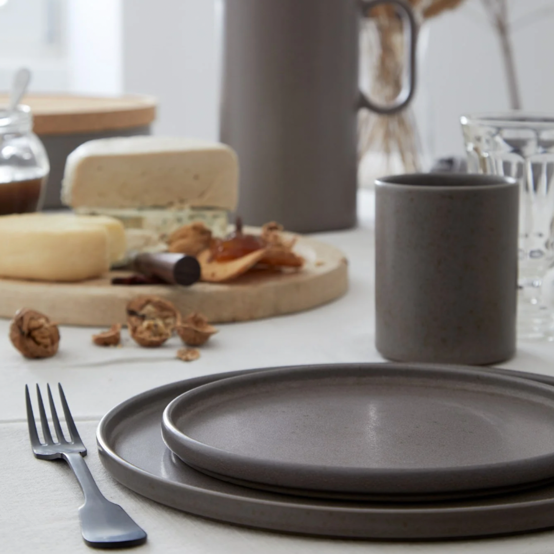 Redonda Oak Stoneware